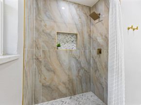 811  Tarryall Drive , Dallas Texas 75224