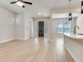 704  YELLOW WARBLER Way , Arlington Texas 76005