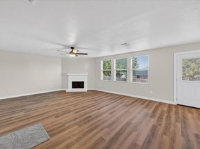 8400  Vinetree Drive , Arlington Texas 76002
