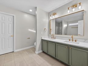 8400  Vinetree Drive , Arlington Texas 76002