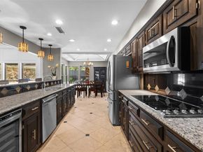 9426  Hillview Drive , Dallas Texas 75231