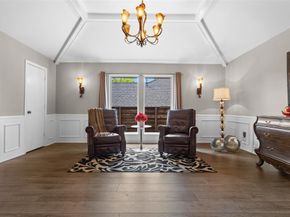 9426  Hillview Drive , Dallas Texas 75231