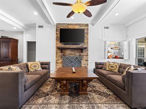 9426  Hillview Drive , Dallas Texas 75231