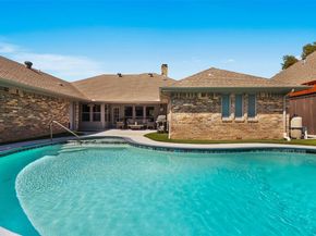 9426  Hillview Drive , Dallas Texas 75231