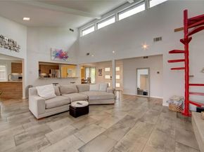 6822  Saint Anne Street , Dallas Texas 75248