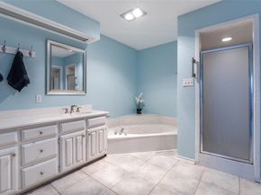 2418  Vista Glen Lane , Carrollton Texas 75007