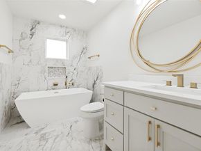 5311  Banting Way , Dallas Texas 75227