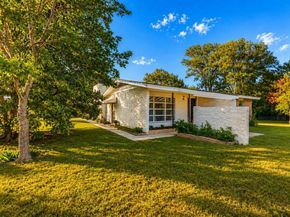 203  Lakeridge Road , Lakeside Texas 76108