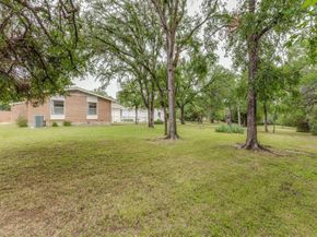 203  Lakeridge Road , Lakeside Texas 76108