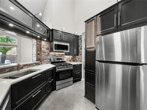 2539  Melissa Lane , Carrollton Texas 75006