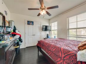 1033  Bruni Court , Aubrey Texas 76227