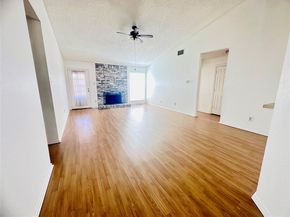 2128  Cay Court , Irving Texas 75060