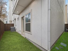 779  Lacey Oaks Place , Dallas Texas 75204