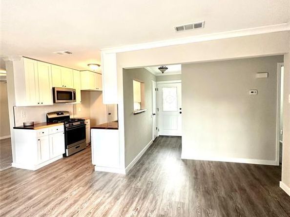 1322  Shorecrest Drive , Garland Texas 75040