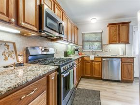 429  Jolee Street , Richardson Texas 75080