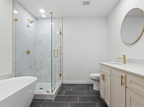 1037 E Richmond Avenue , Fort Worth Texas 76104