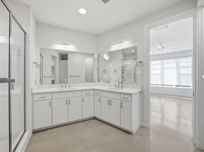 2802  Lee Street , Dallas Texas 75206