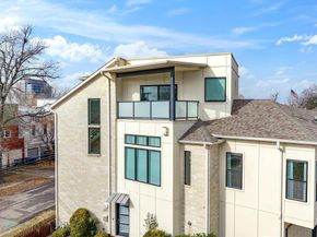 2802  Lee Street , Dallas Texas 75206