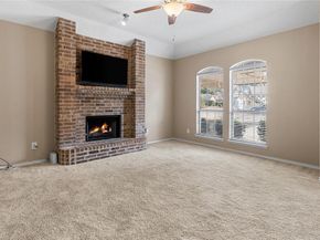 2881  Inniswood Circle , Arlington Texas 76015