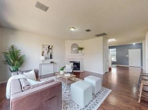 801  Gillon Drive , Arlington Texas 76001