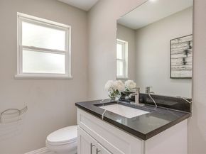 2536  Daisy Lane , Fort Worth Texas 76111