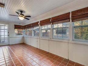 818  Valencia Street , Dallas Texas 75223