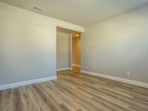 2436  Yosemite Way , Corinth Texas 76210