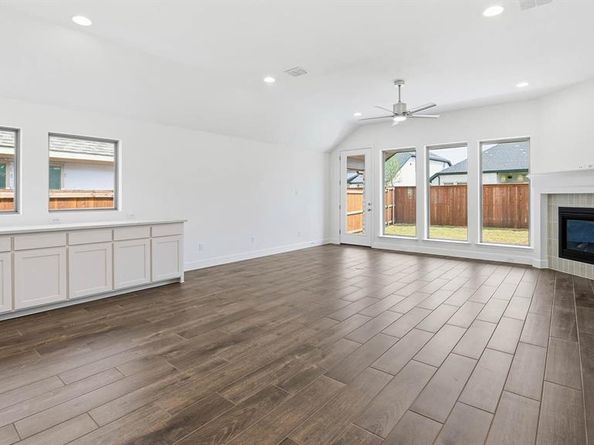 2708  Buckingham Lane , Celina Texas 75009