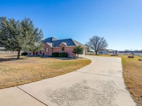 801  Creek Hollow Lane , Fort Worth Texas 76131