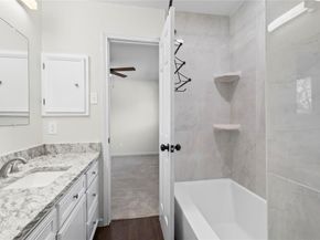 933  Waynelee Drive , Lancaster Texas 75146