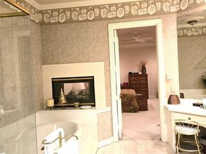 23  Ashton Court , Dallas Texas 75230