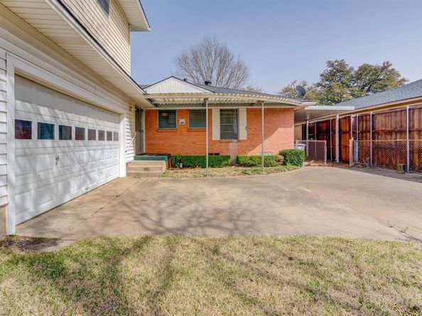 9203  Lindaro Lane , Dallas Texas 75228