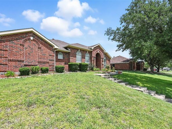 1310  Creek Valley , Mesquite Texas 75181