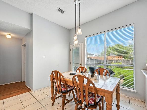 1310  Creek Valley , Mesquite Texas 75181