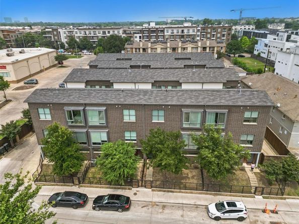 2280 N Fitzhugh  , Dallas Texas 75204