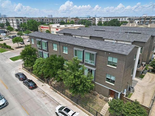 2280 N Fitzhugh  , Dallas Texas 75204