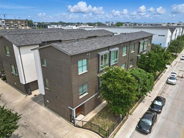 2280 N Fitzhugh  , Dallas Texas 75204
