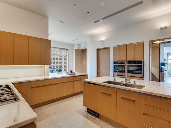 2801  Turtle Creek Boulevard  7E, Dallas Texas 75219