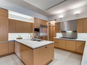 2801  Turtle Creek Boulevard  7E, Dallas Texas 75219