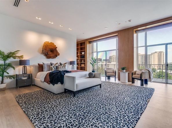 2801  Turtle Creek Boulevard  7E, Dallas Texas 75219