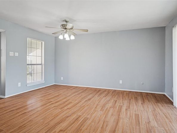 5809  Lake Hubbard Parkway  308, Garland Texas 75043
