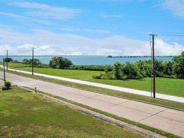 5809  Lake Hubbard Parkway  308, Garland Texas 75043