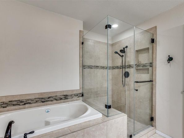 1501  Ridgeview Drive , Arlington Texas 76012
