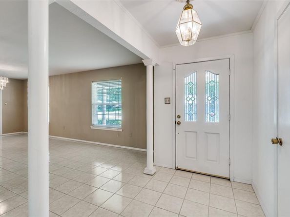 1501  Ridgeview Drive , Arlington Texas 76012