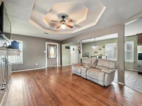 3429  Hampshire Boulevard , Fort Worth Texas 76103