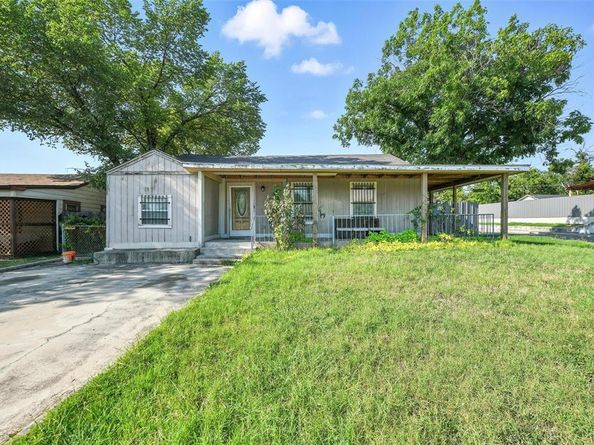 3429  Hampshire Boulevard , Fort Worth Texas 76103