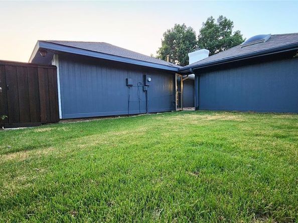 1528  Raleigh Drive , Carrollton Texas 75007