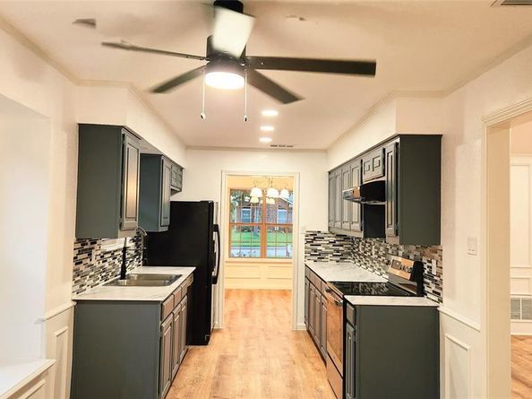 1528  Raleigh Drive , Carrollton Texas 75007