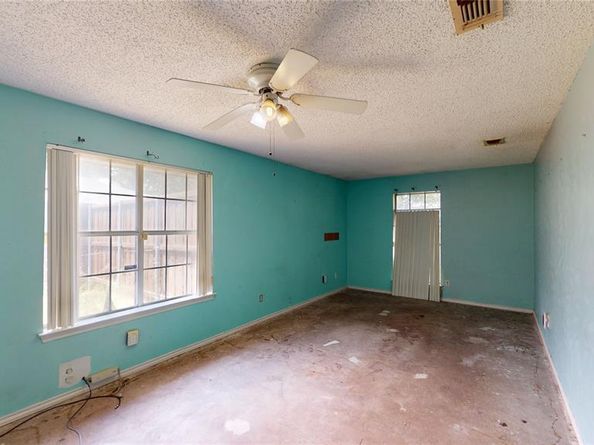 602  Brookfield Drive , Garland Texas 75040