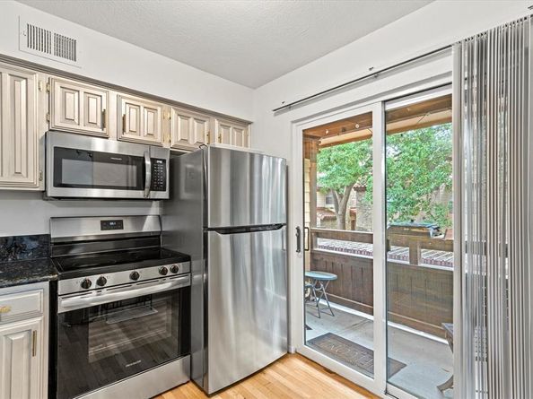 5626  Preston Oaks Road  51D, Dallas Texas 75254